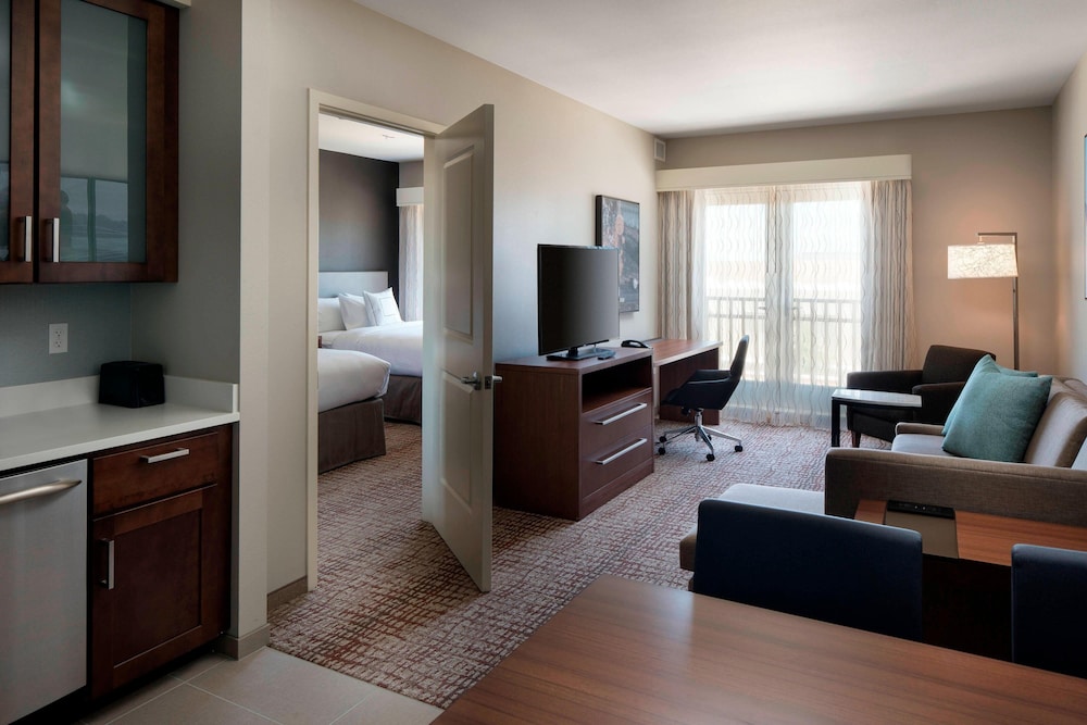 Suite, 1 Bedroom photo 1
