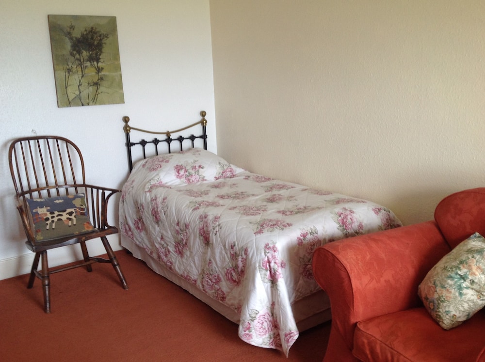 Double Bedroom With En Suite Bathroom And Adjoining Single Room photo 2