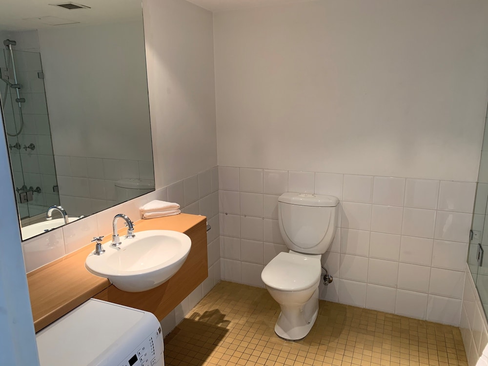 Studio Apartment - Photo 5