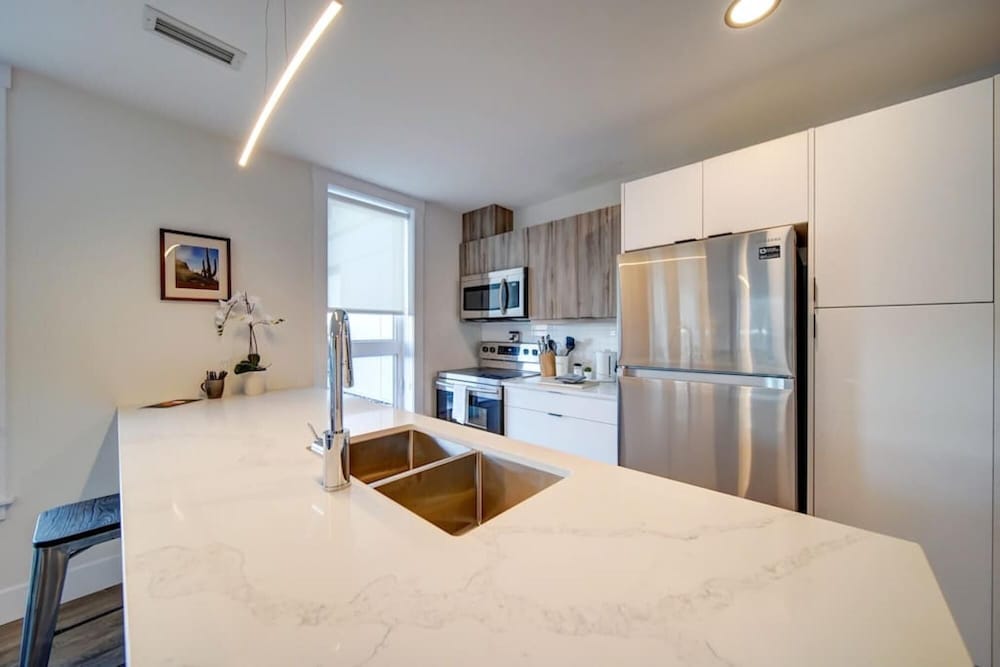 Ocean Bay New Luxury Condo Slps-5 w Prk Coffee AC, Kuva 24
