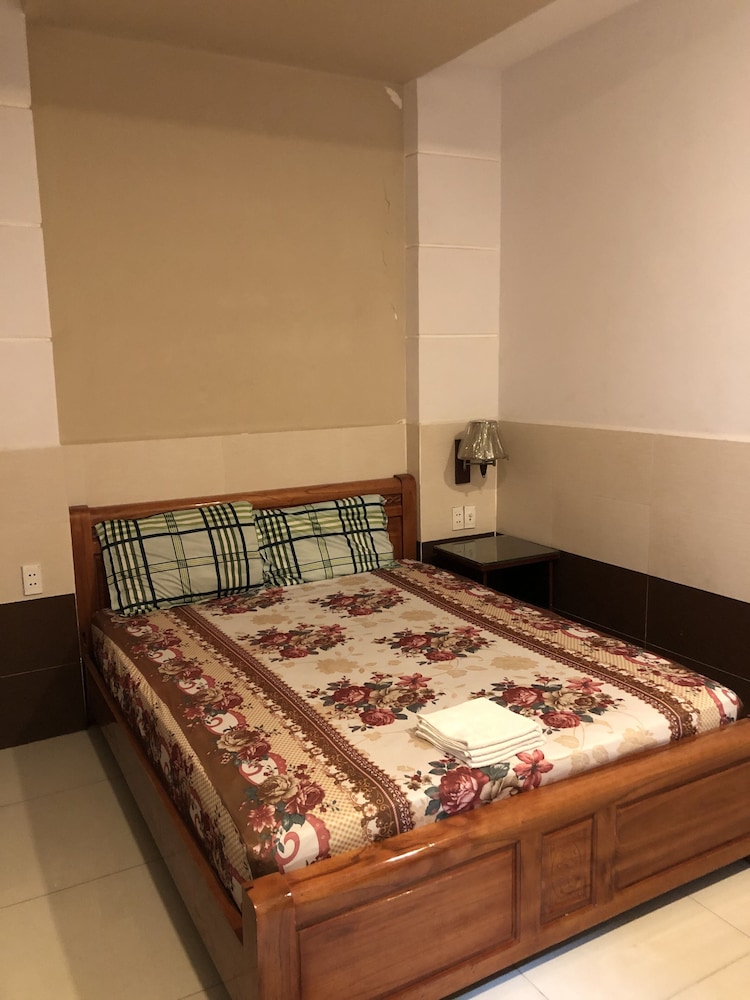 Standard Double Room - Photo 9