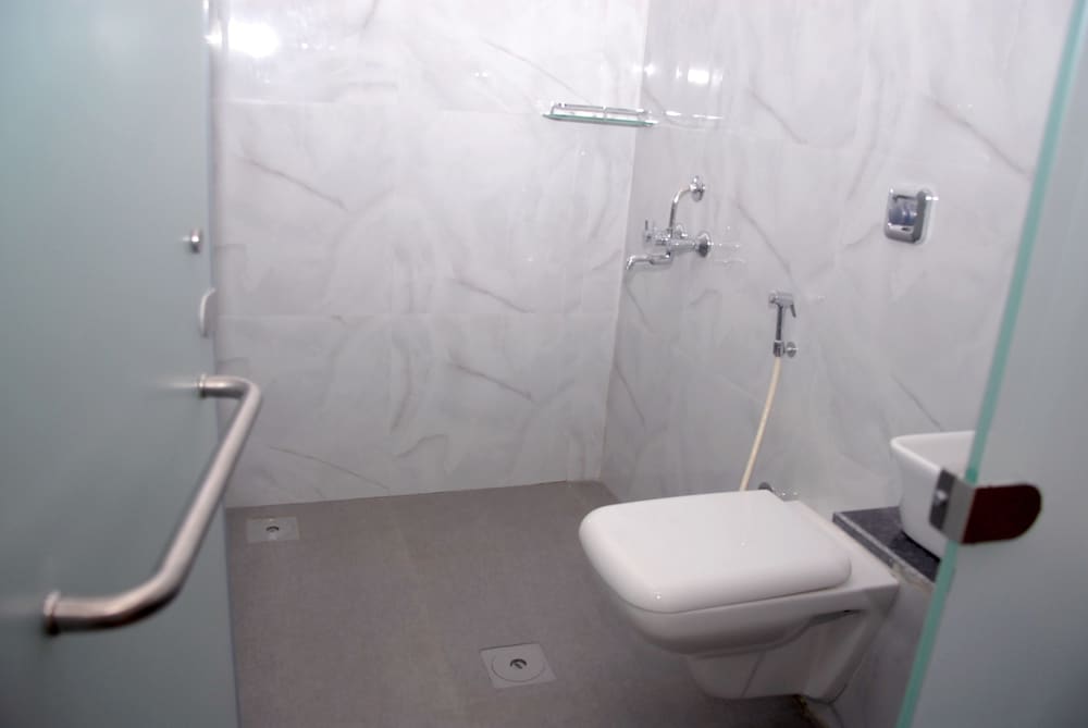 Deluxe Room - Photo 4