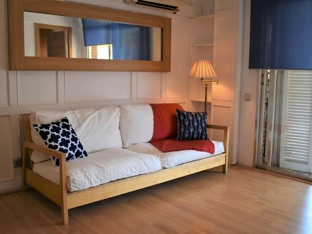 Apartment, 3 Bedrooms, Terrace, Sea View