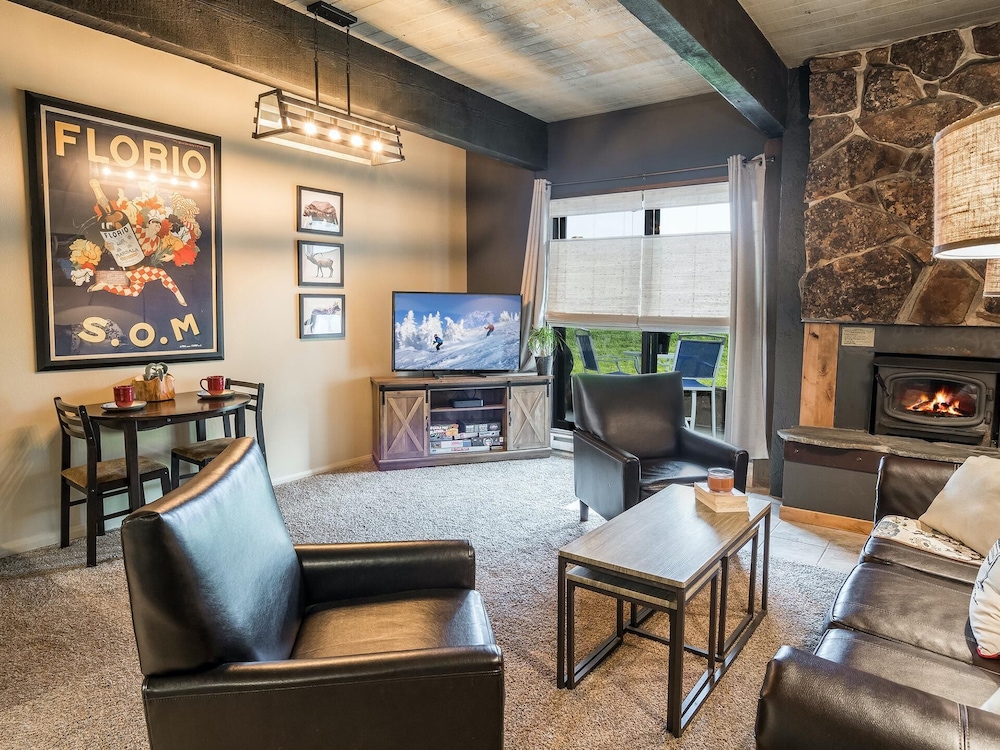Condo photo 1