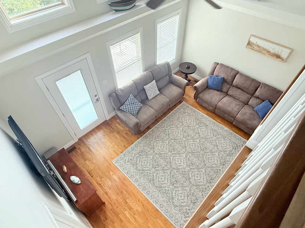 Deluxe Townhome photo 1