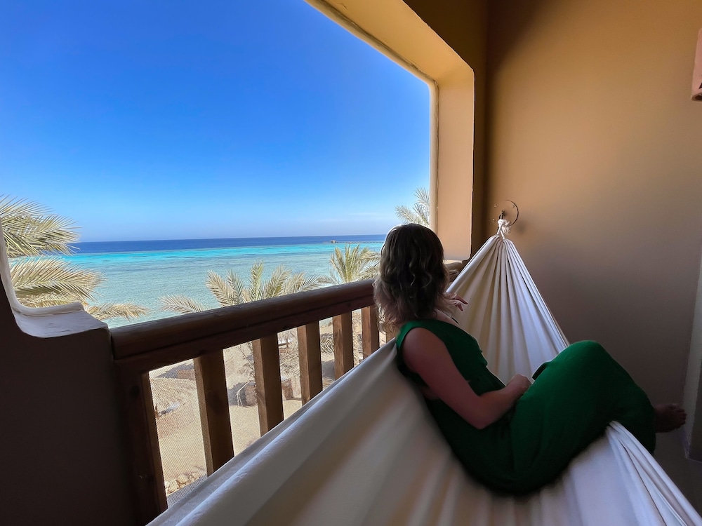 Standard Single Room Sea view thumbnail 6