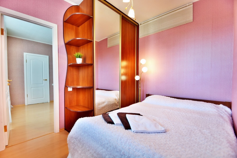 Apartment (Nezavisimosty prospect 52/4) photo 1