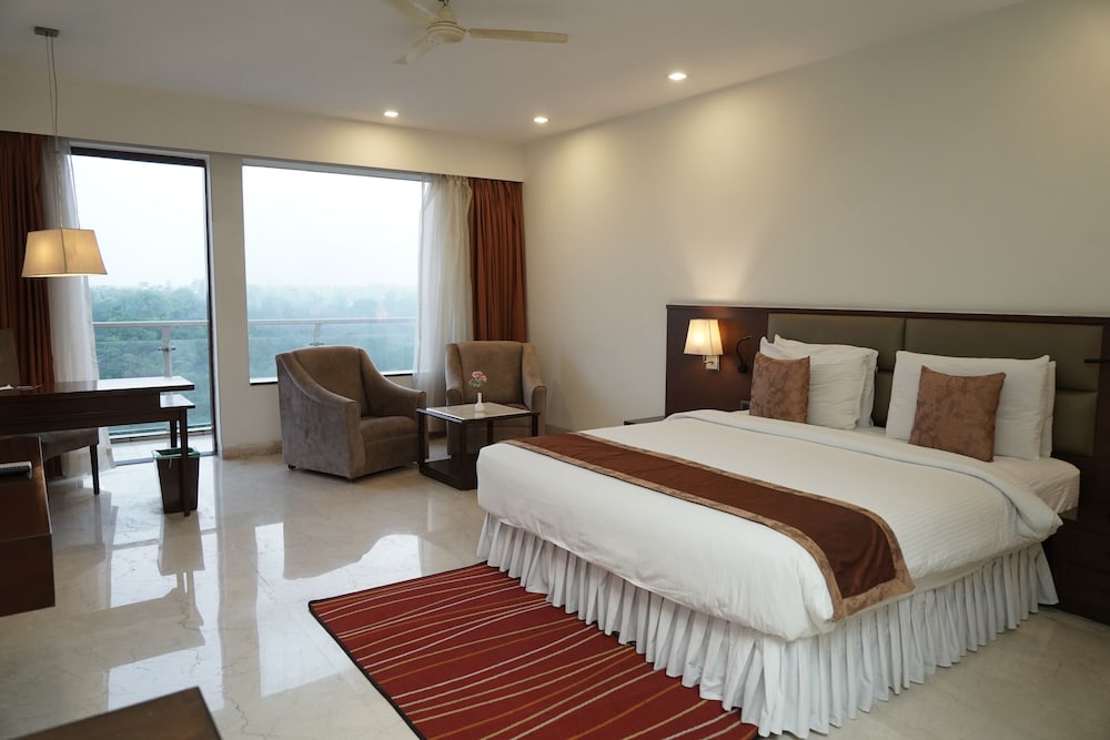 Club Double Room - Photo 3