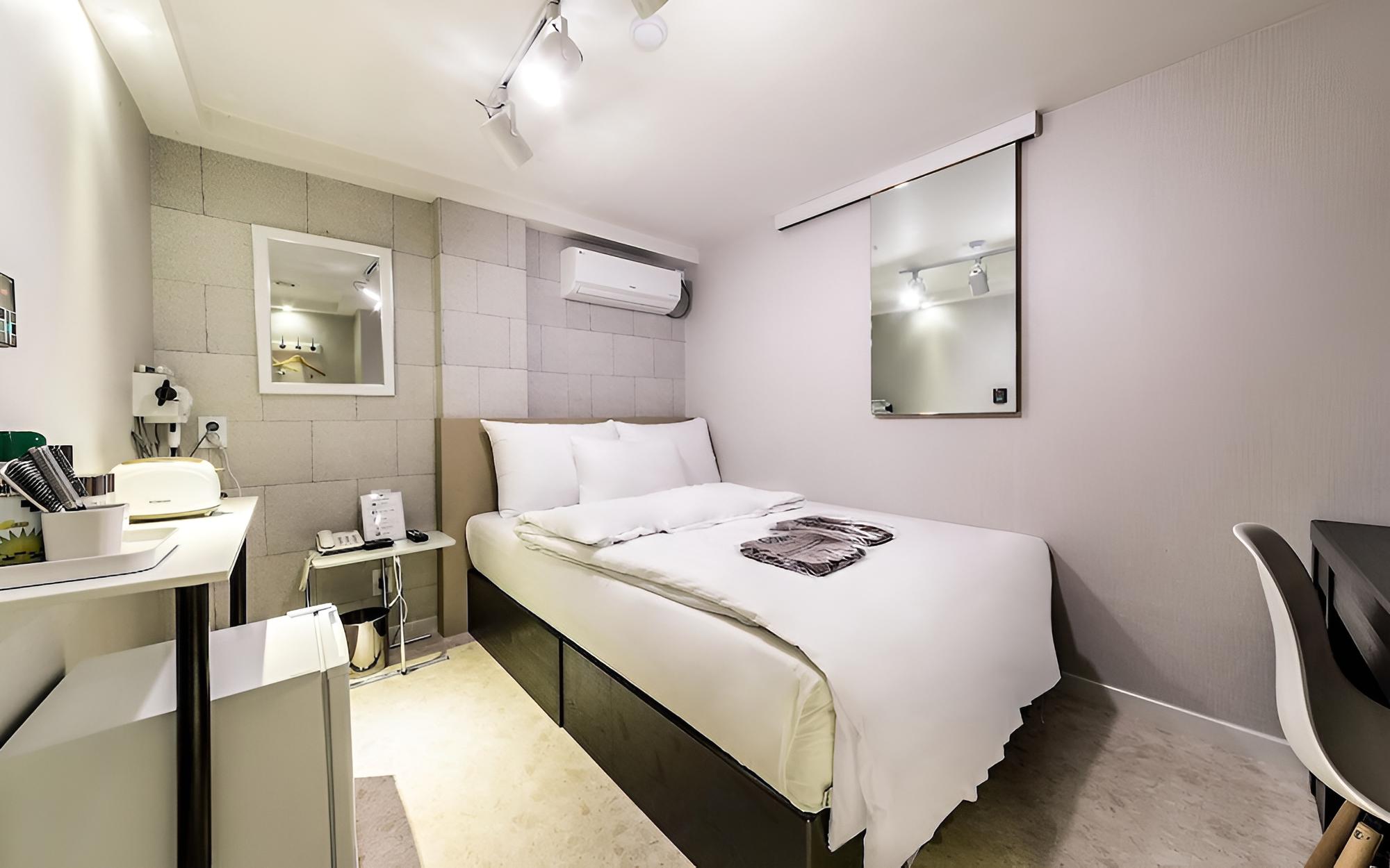 Room (Mini Room Walkie Special (No Parking ) photo 1