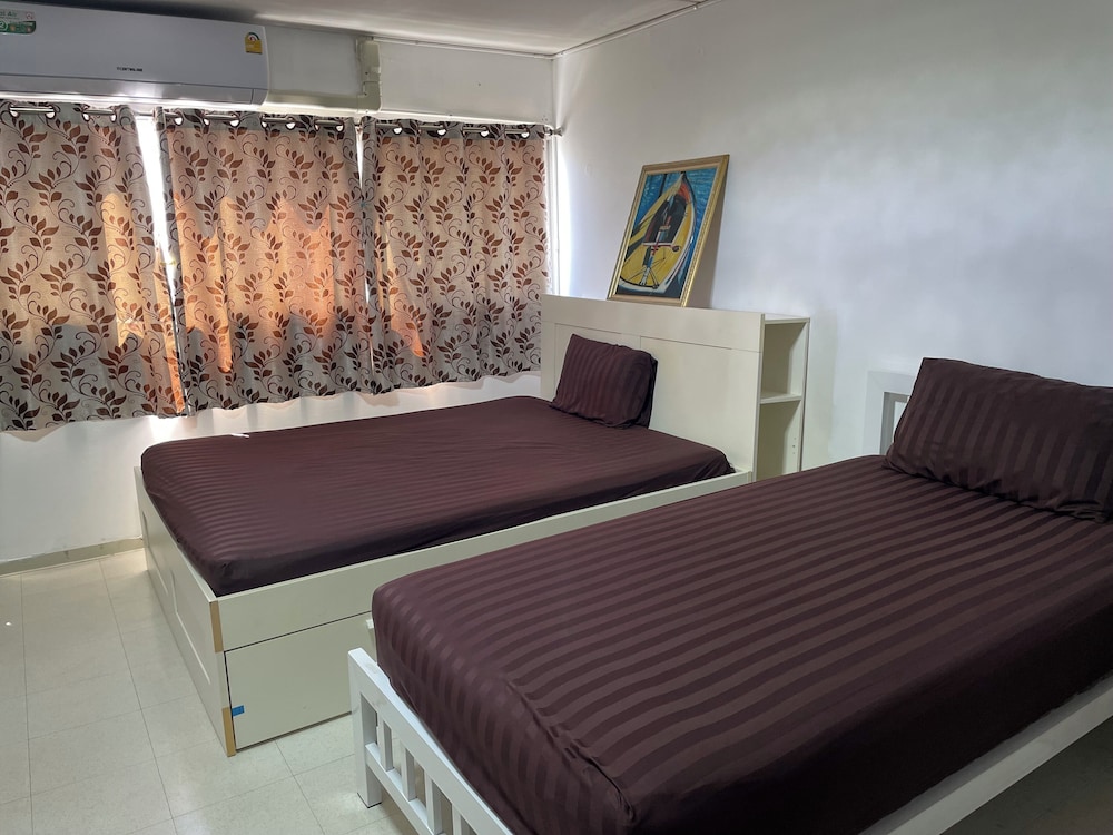 Studio Twin bed - Photo 1
