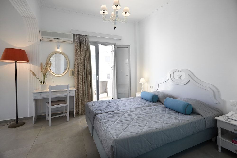 Superior Room - Photo 11