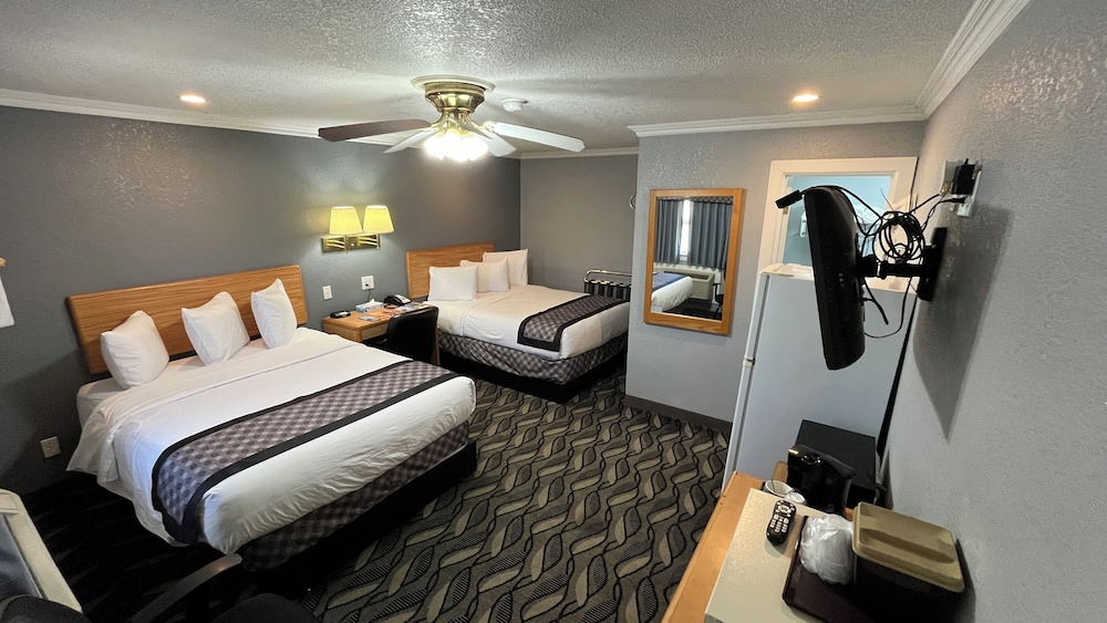 Basic Room, 2 Bedrooms photo 1
