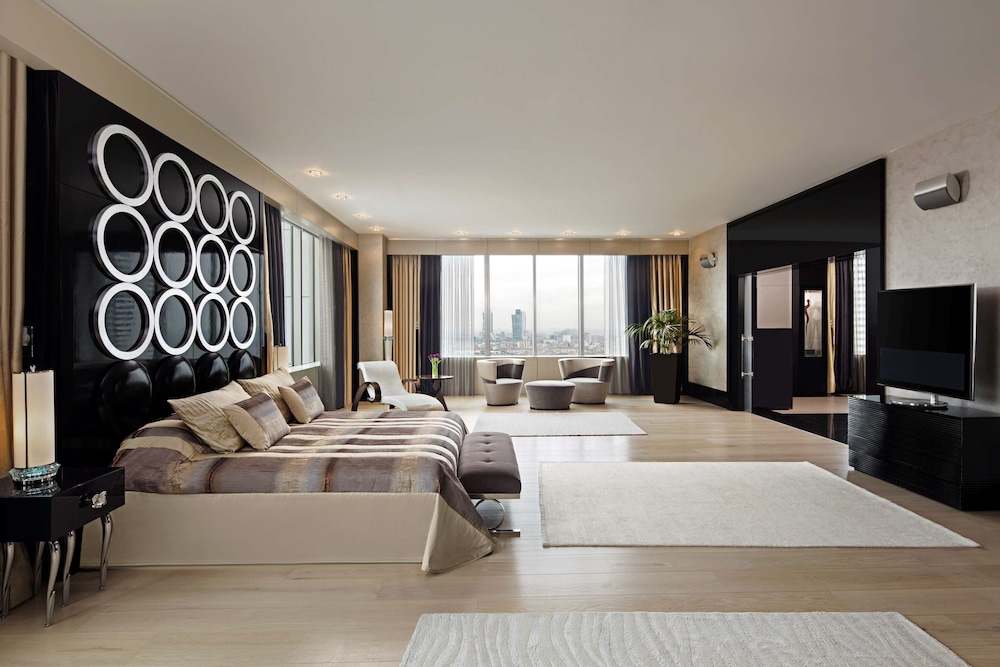 Presidential Suite