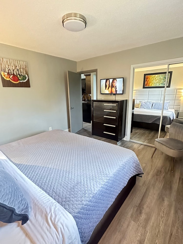 Comfort Apartment, 2 Bedrooms, Kitchen, Pool View photo 1