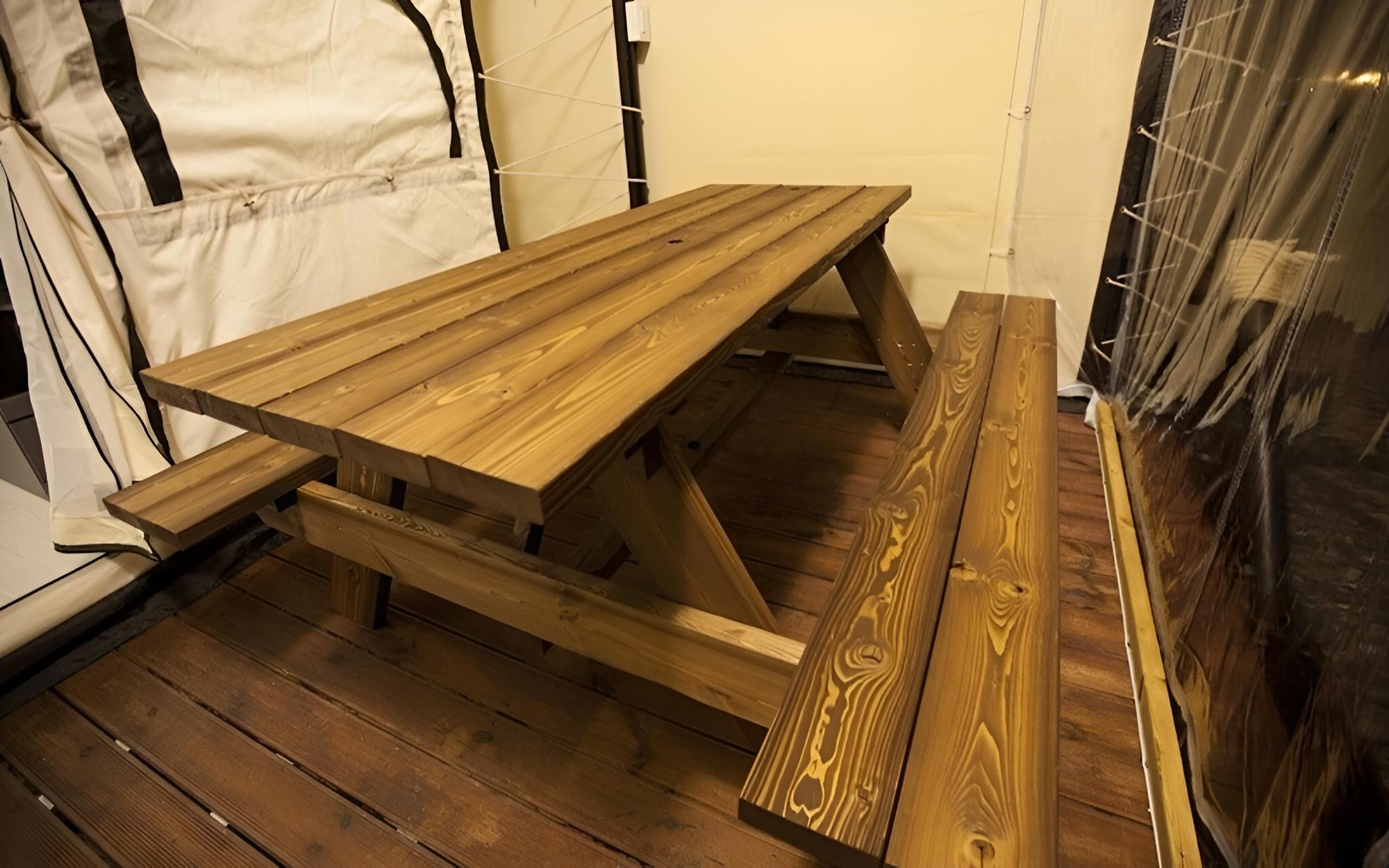 Room (Glamping B8)