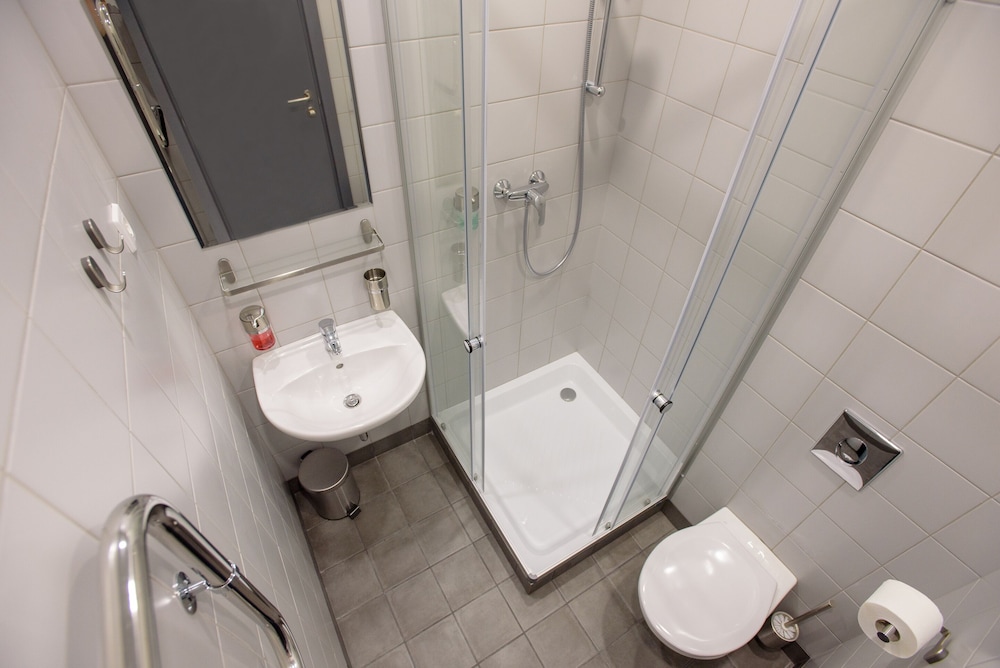 Standard Room photo 2