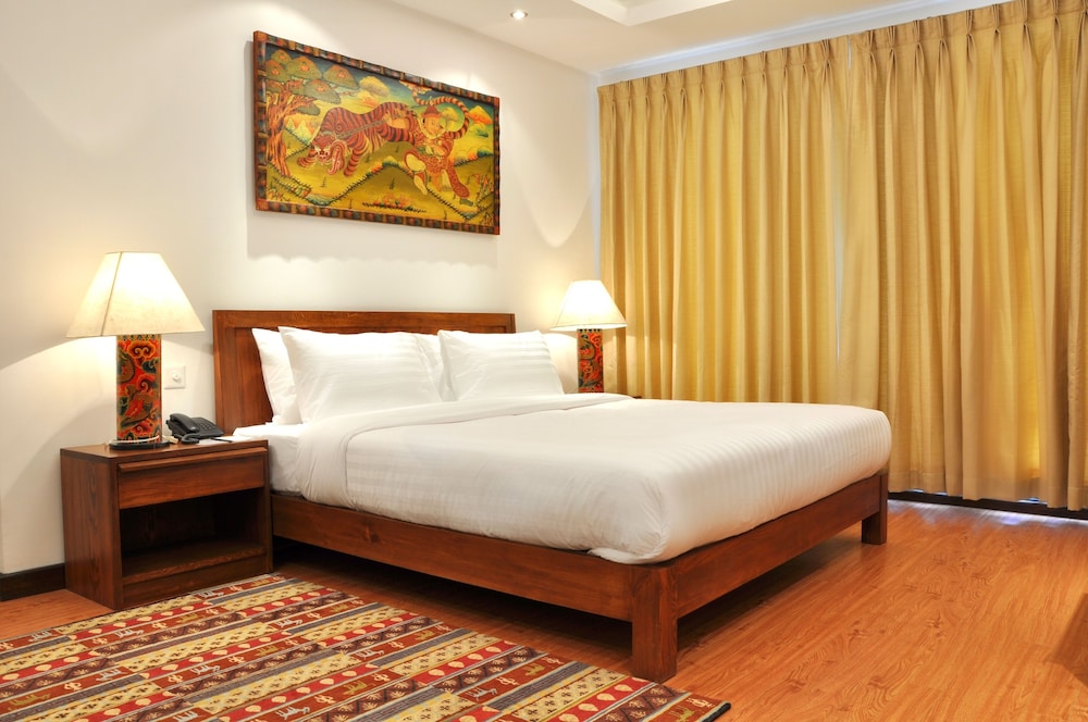 Residency Suites photo 2