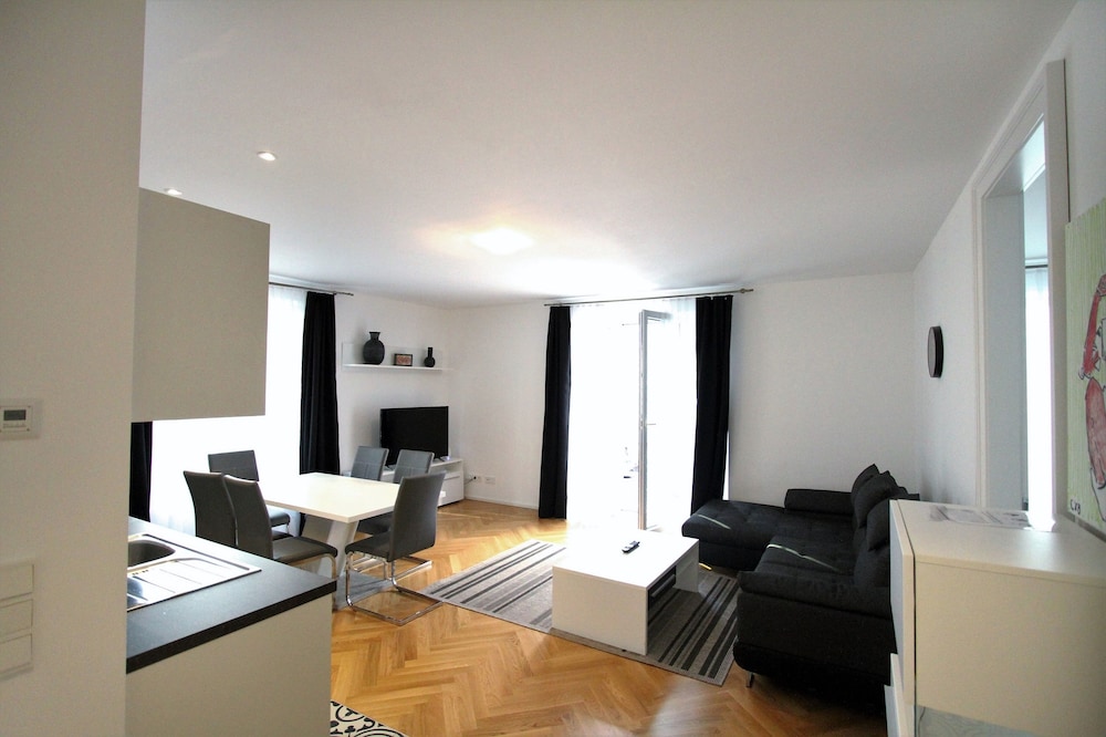 Superior Apartment, 2 Bedrooms