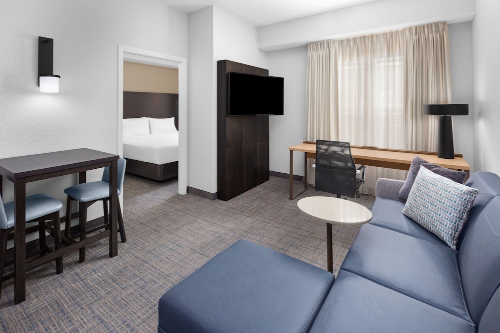 Suite, 1 Bedroom photo 3