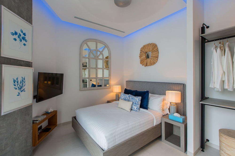 Villa MOMO - 5 Bedroom with private pool photo 3