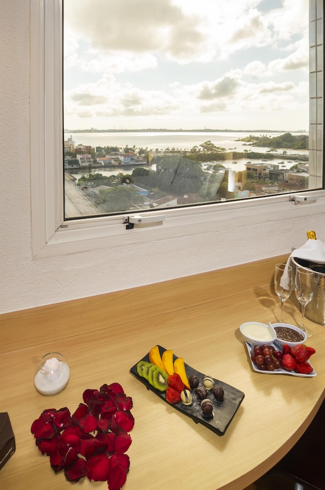 Standard Room, Multiple Beds - Photo 16