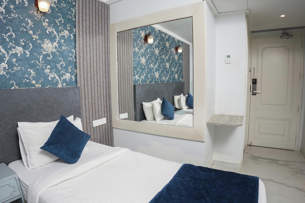 Executive Twin Room - Photo 6