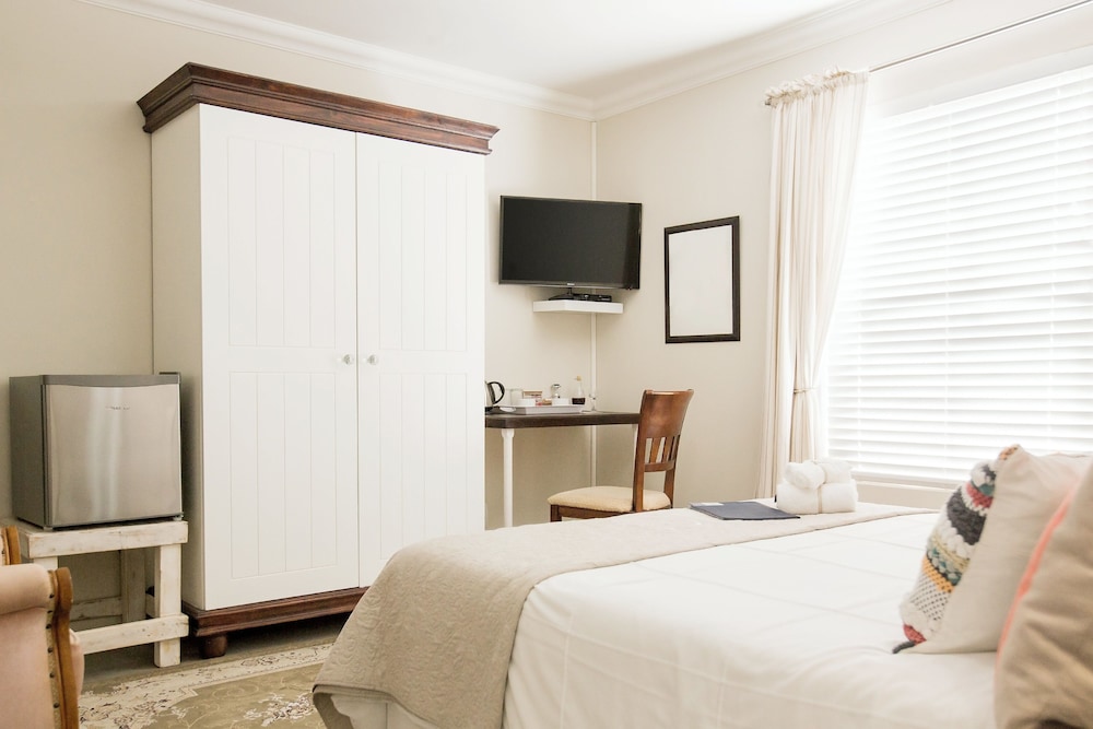 Deluxe Room, 1 Bedroom (Coral Room) photo 3
