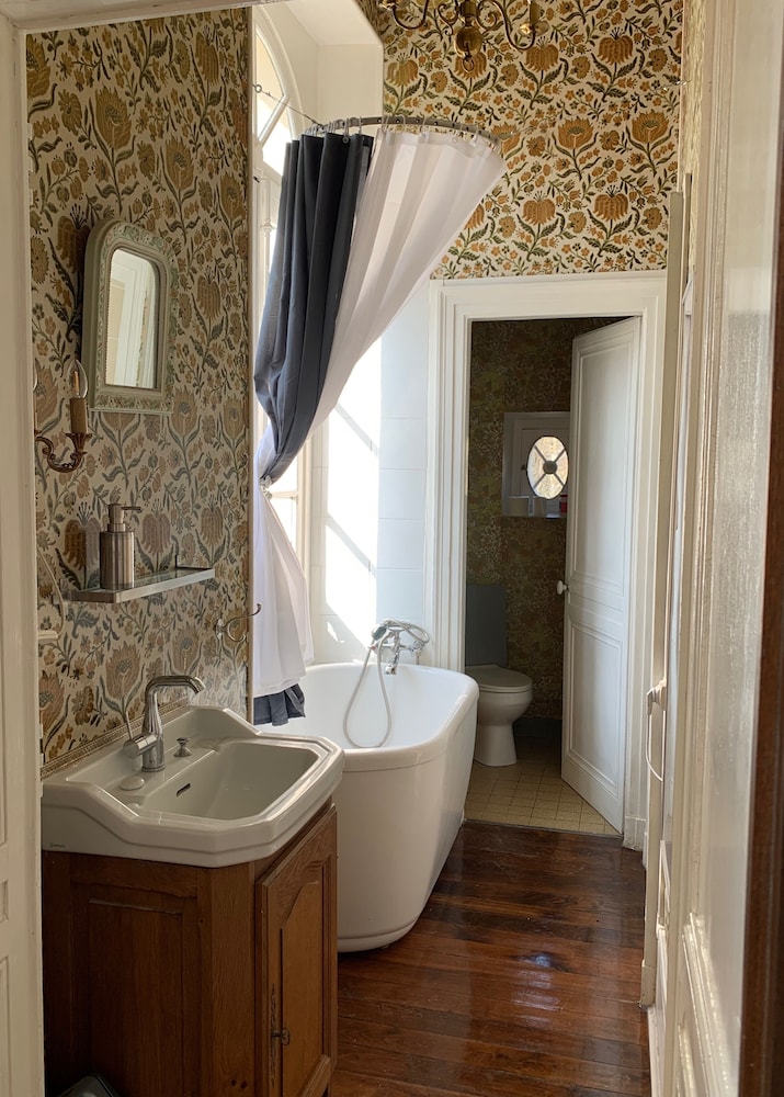 Romantic Triple Room (Chambre Yves) - Photo 2