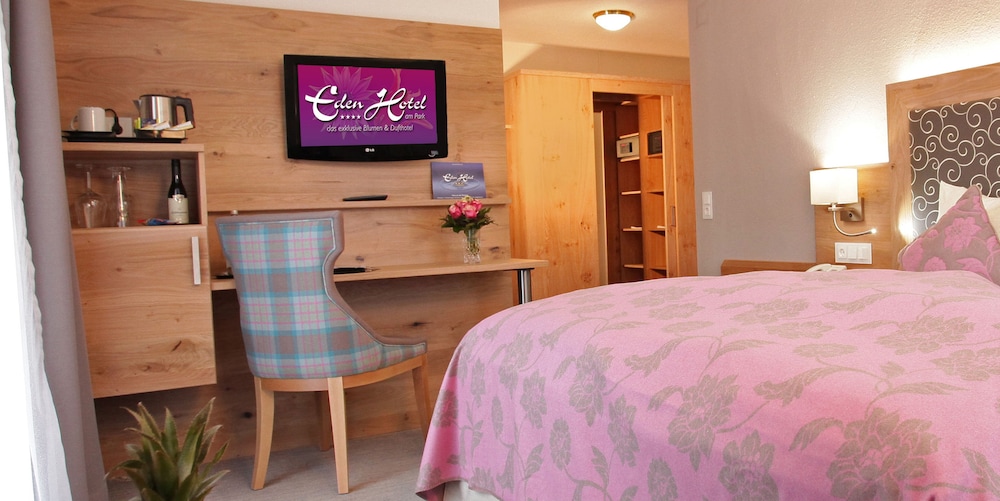 Superior Double Room, Balcony - Photo 9