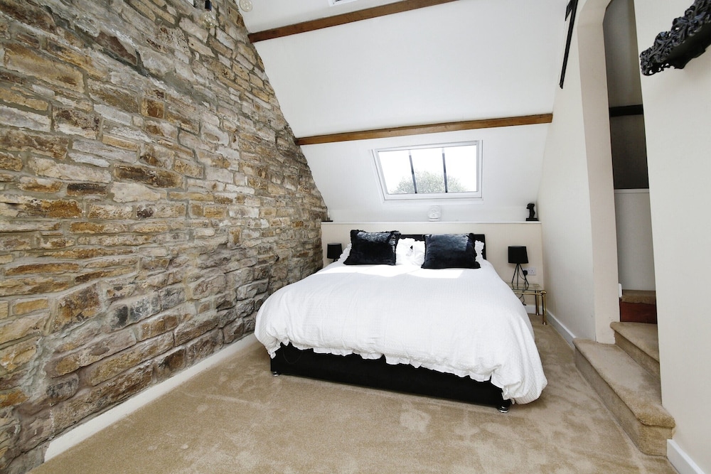 Double Room (East Suite) photo 2