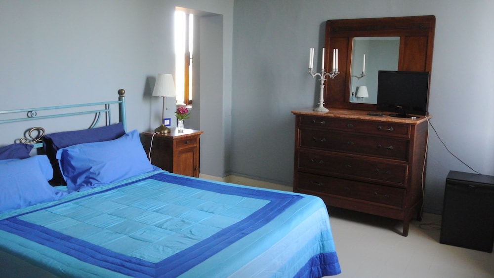 Classic Suite, 2 Bedrooms, Hill View