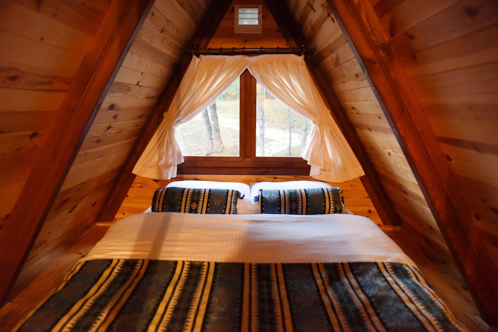 Comfort Tree House, Balcony, Mountain View