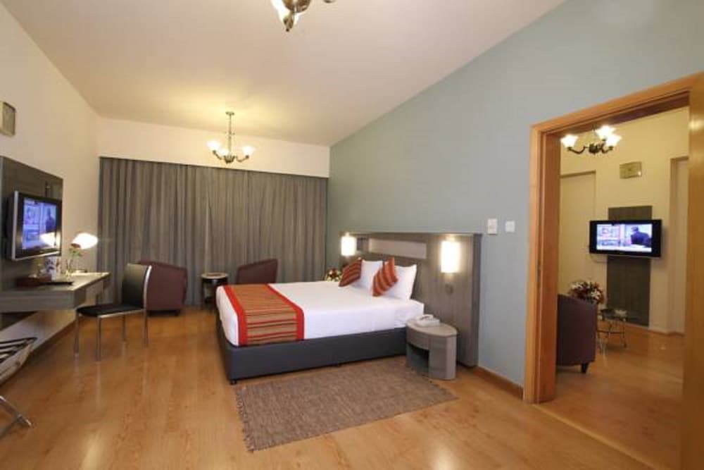Suite, 1 Bedroom photo 1