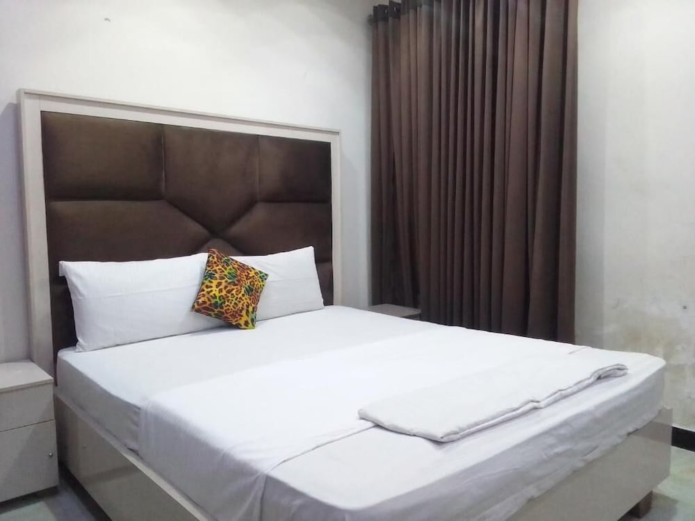 Standard Double or Twin Room, City View