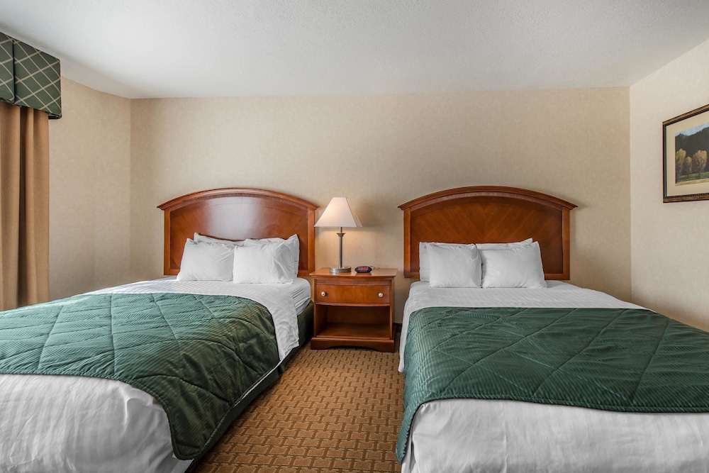 Suite, 2 Queen Beds, Non Smoking photo 1