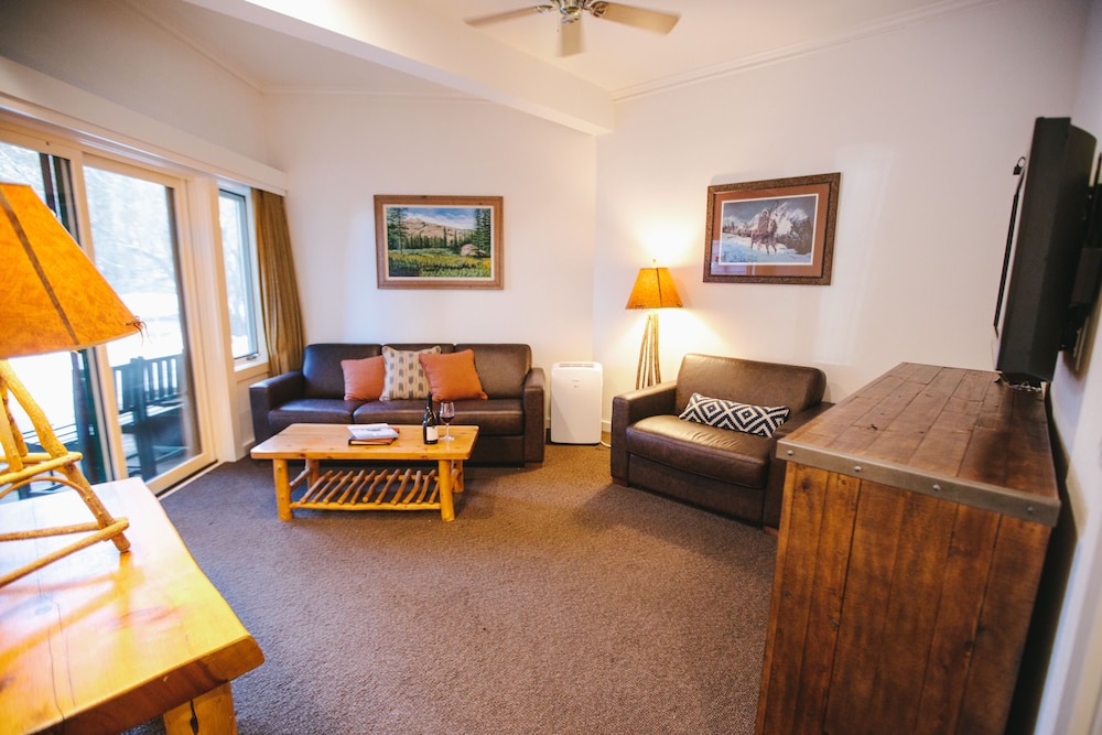 Garden View 1 Bedroom Suite with Queen Bed and Queen Sofa bed