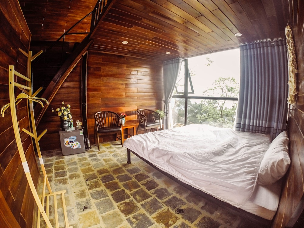 Tata House photo 1