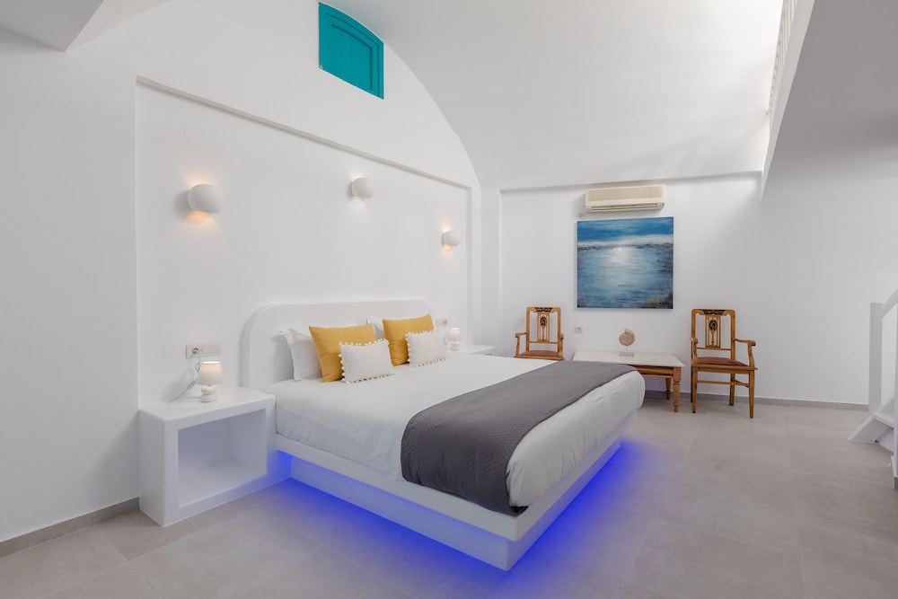 Superior Room, 1 Queen Bed, Sea View - Photo 8