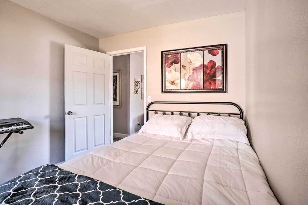House (2 Bedrooms) photo 2