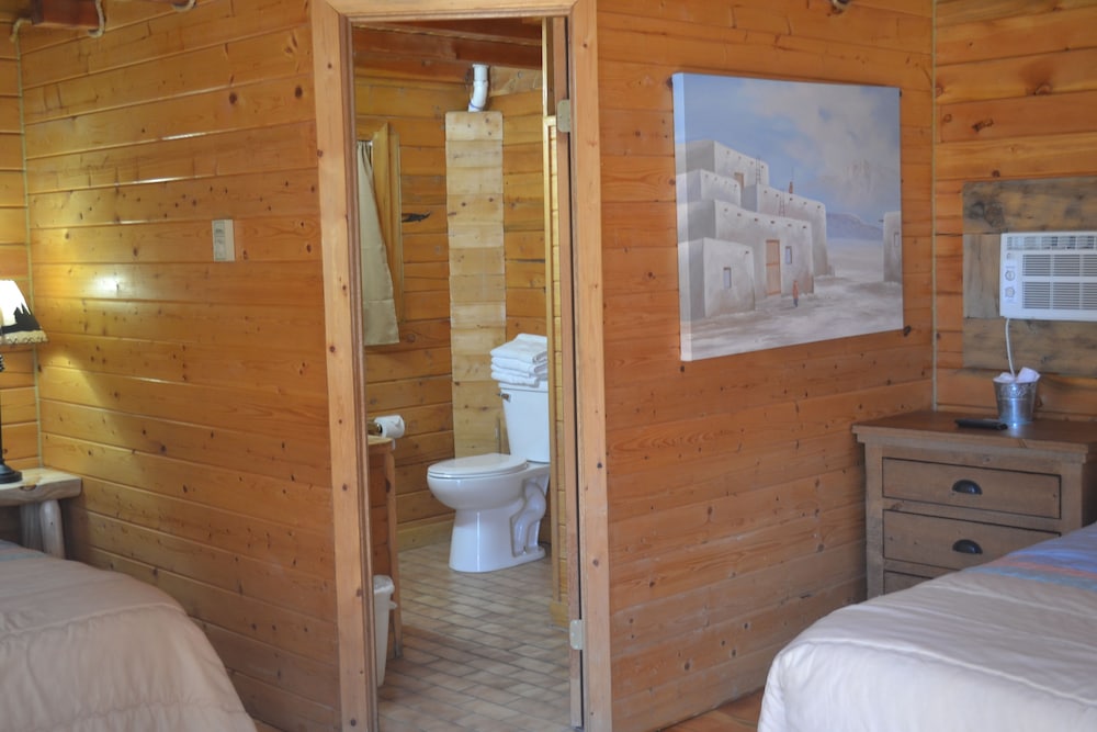 Cabin 3 photo 2