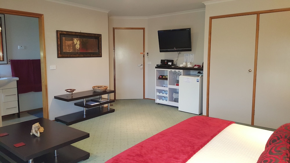 Comfort Double Room, 1 King Bed, Ensuite photo 3
