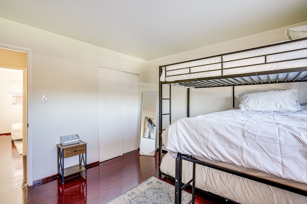 House (3 Bedrooms) photo 2