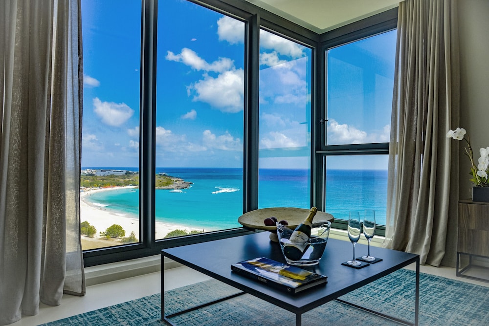 Deluxe Condo, 1 Bedroom, Beach View