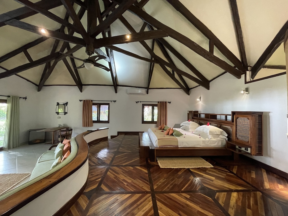 Executive Studio Suite