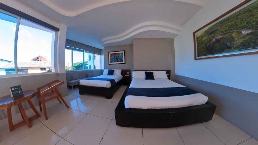 Deluxe Room, 2 Double Beds photo 2