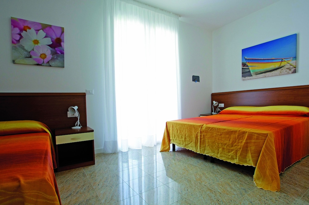 Standard Apartment, 2 Bedrooms photo 3