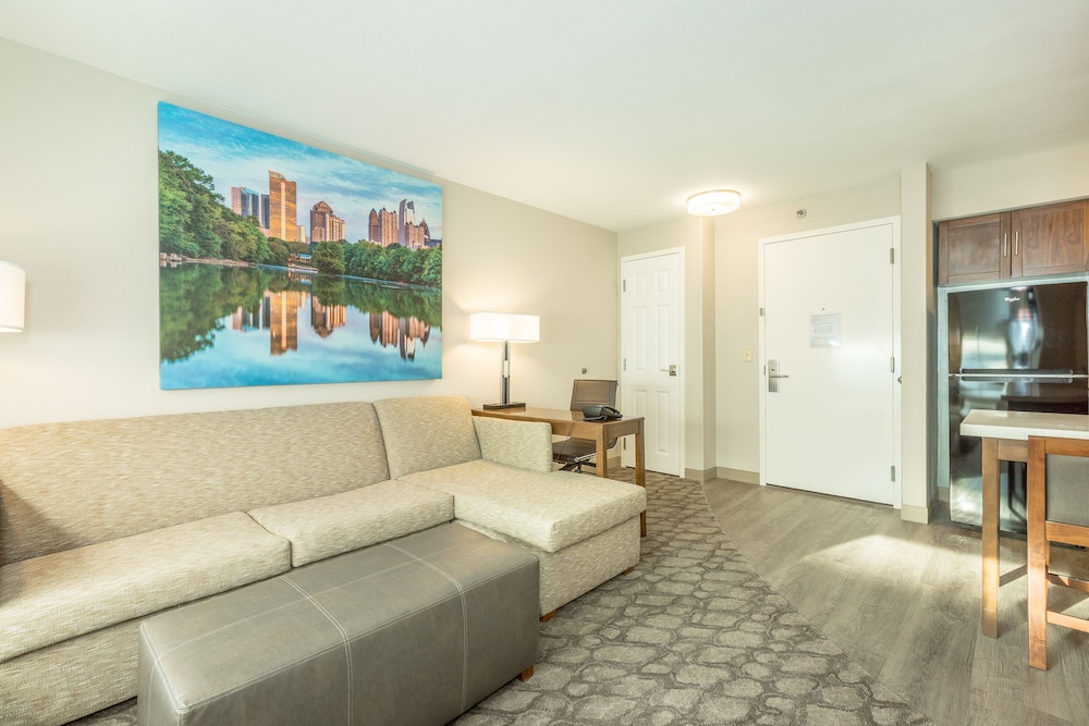 Suite, 1 Bedroom photo 2