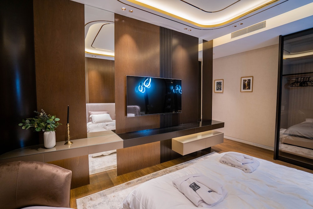Luxury Apartment photo 1