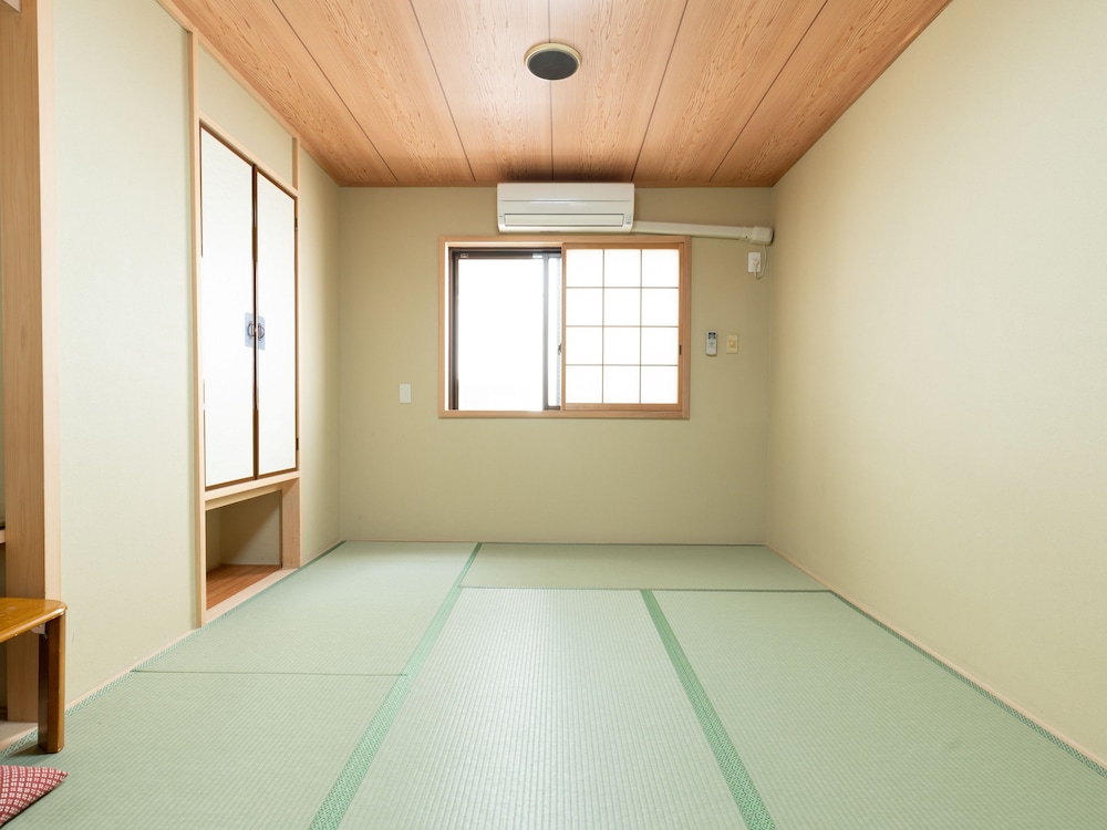 Japanese Style Room for 2 Guests, Private Bathroom, Non Smoking photo 2