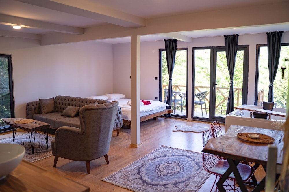 Honeymoon Twin Room photo 2